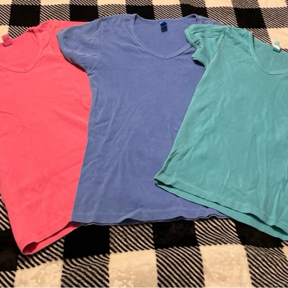 Set of Three V-Neck T-Shirts in Pink, Blue, and Teal for Girls